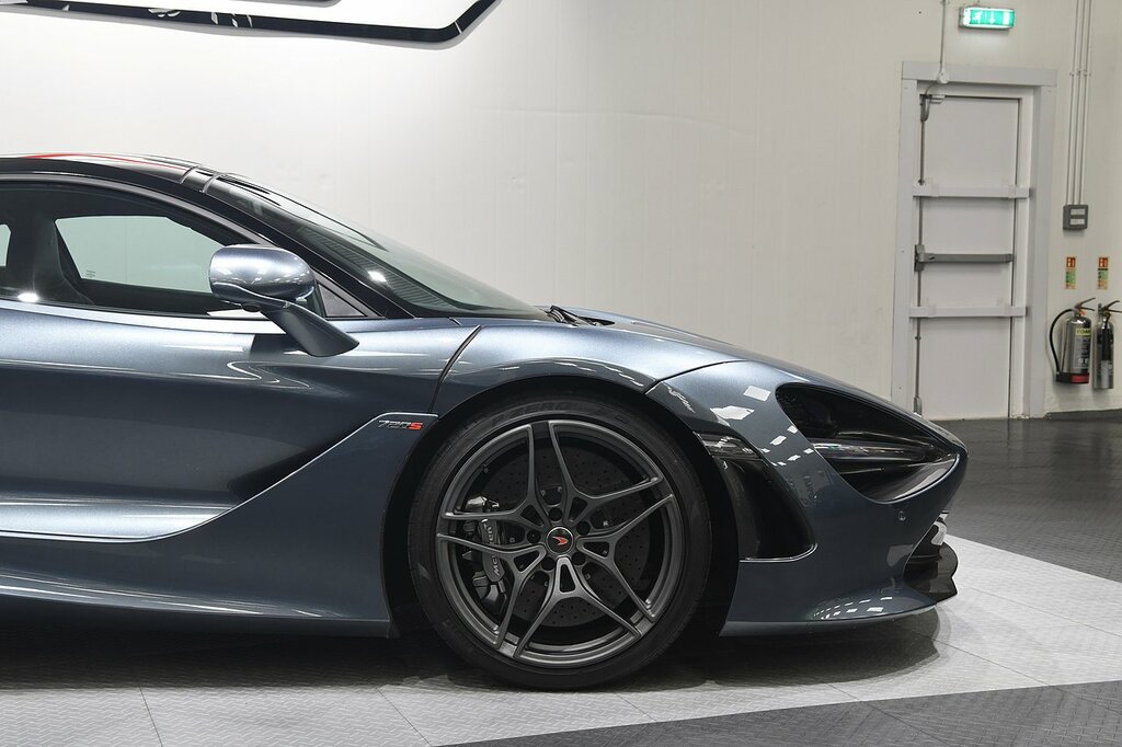 McLaren 720S Performance 4.0 V8 #27