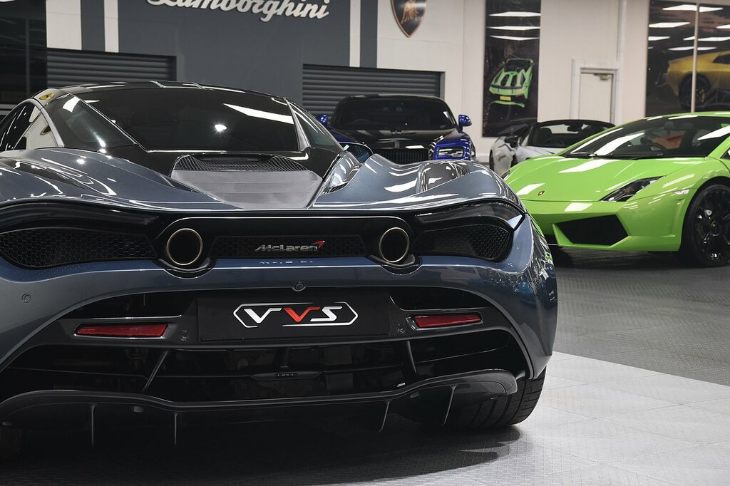 McLaren 720S Performance 4.0 V8 #33