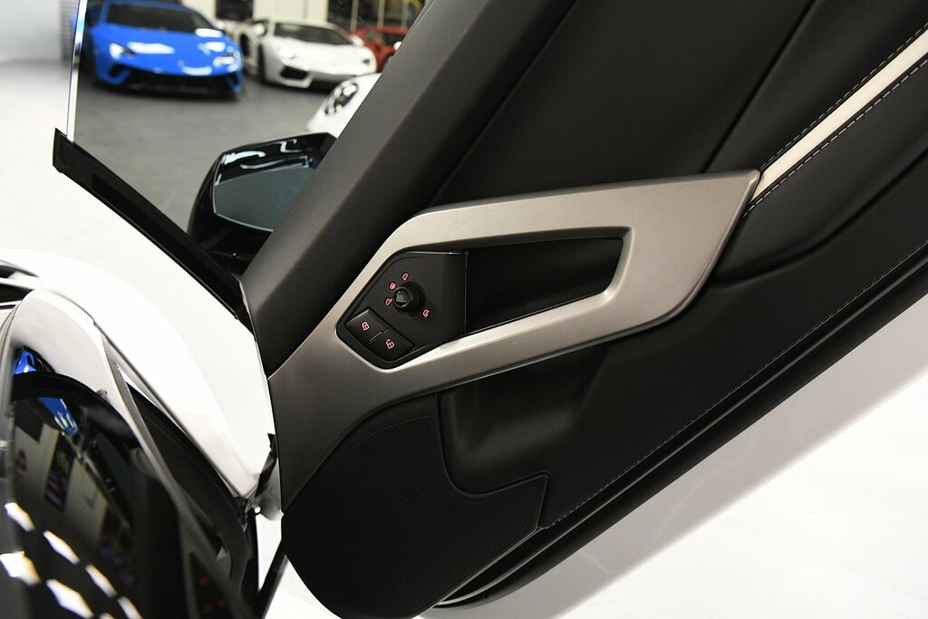 Lamborghini Aventador 6.5 V12 Lp 740-4 S Std  #27