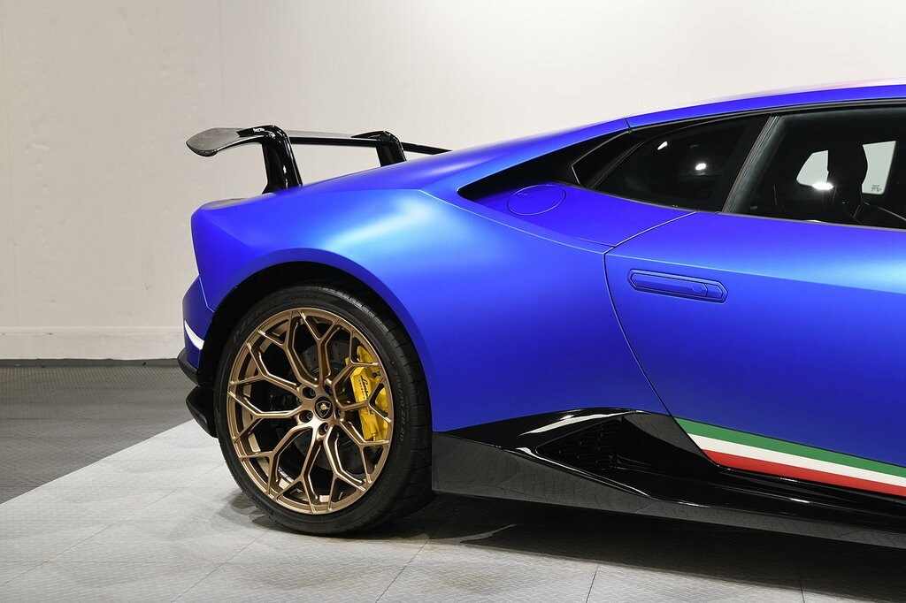 Lamborghini Huracan Performante  #48