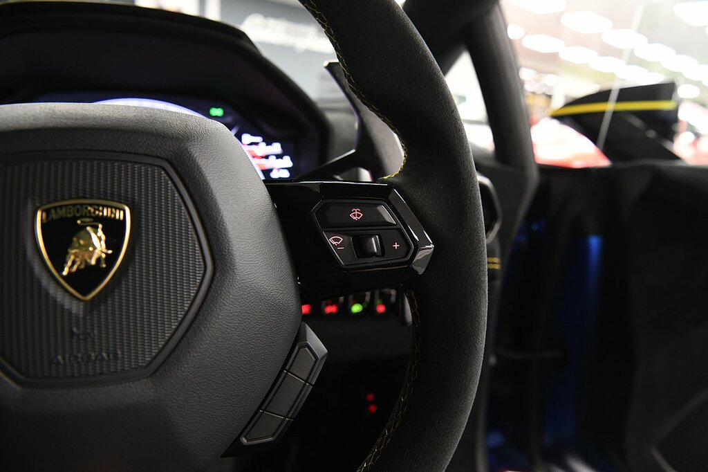 Lamborghini Huracan Performante  #24