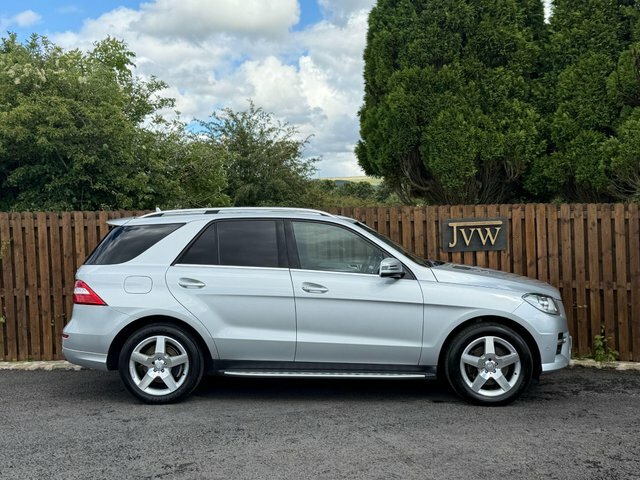 Mercedes-Benz M Class Ml250 Bluetec Amg Sport Silver #3
