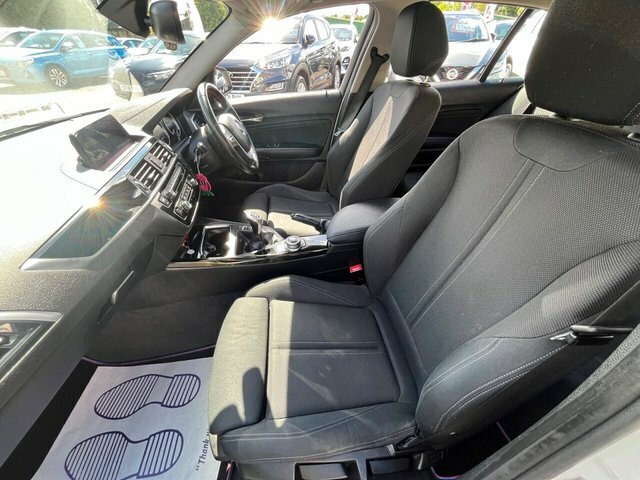 BMW 1 Series 118I Sport Hatchback White #6