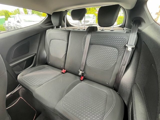 Ford Fiesta Ti-vct Zetec Hatchback White #6