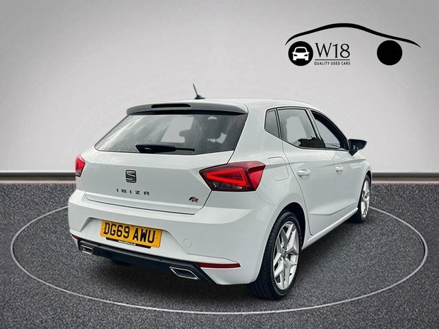 Seat Ibiza Mpi Fr Hatchback DG69AWU White #3