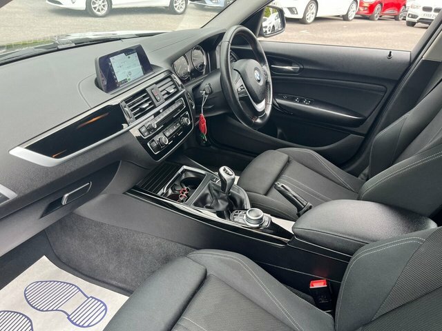 BMW 1 Series 118D Sport Hatchback MJ19AGO Grey #5