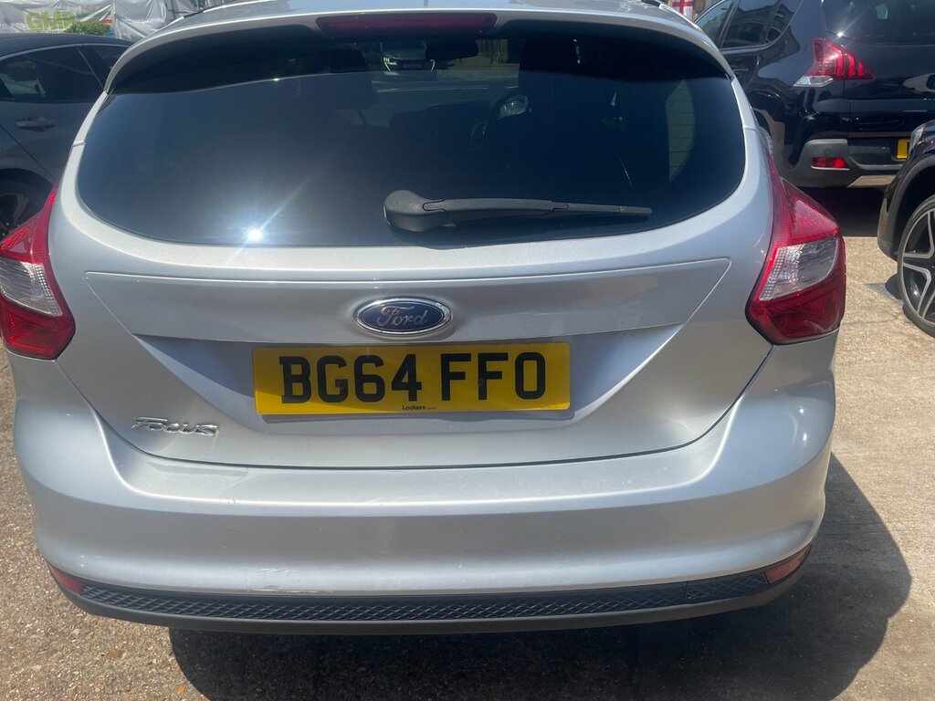 Ford Focus 1.6 Zetec Hatchback Powershift Euro 5 BG64FFO Silver #3
