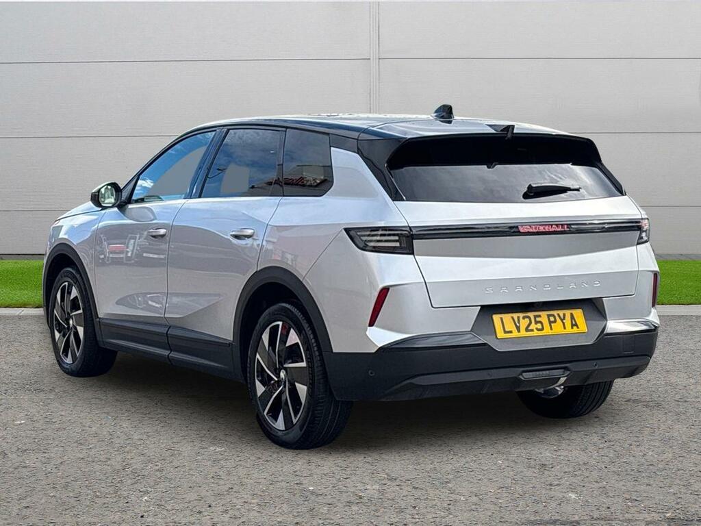 Vauxhall Grandland Hatchback White #7