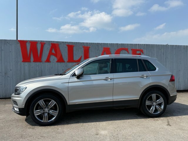 Volkswagen Tiguan Suv LG66EDJ Silver