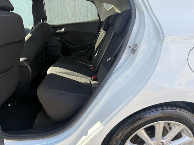 Ford Fiesta Hatchback CE70YOJ White #3