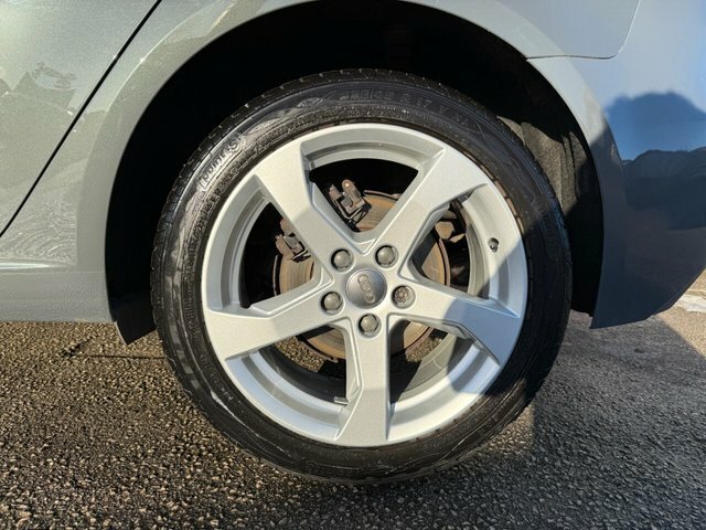 Audi A3 1.6 Tdi Sport White #37