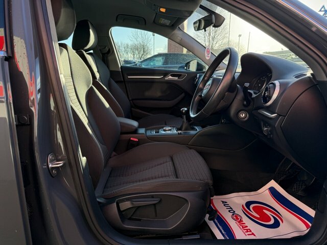 Audi A3 1.6 Tdi Sport White #33
