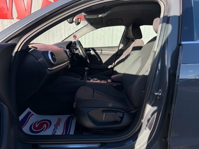 Audi A3 1.6 Tdi Sport White #9