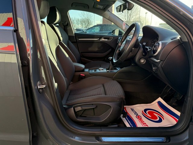 Audi A3 1.6 Tdi Sport White #32