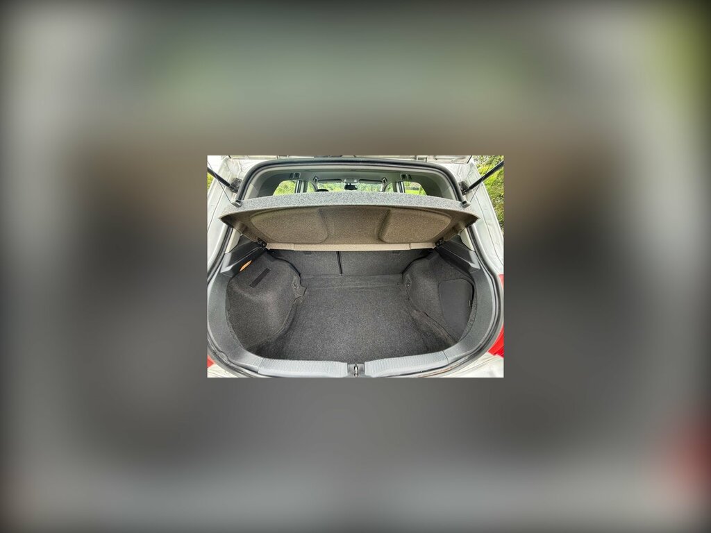 Toyota Auris V-matic Tr Hatchback Red #8