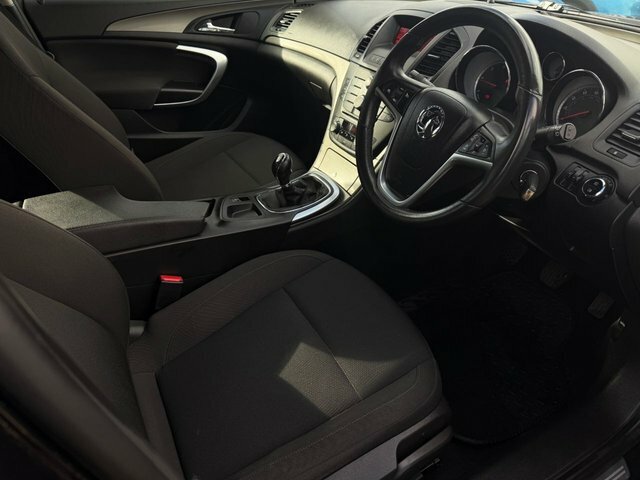 Vauxhall Insignia Cdti Ecoflex Exclusiv Hatchback WV13GPZ Black #4