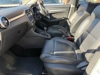 MG ZS 1.5 Vti-tech Exclusive Euro 6 Ss White #26