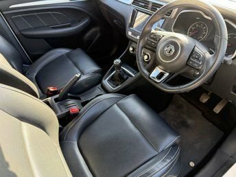 MG ZS 1.5 Vti-tech Exclusive Euro 6 Ss White #7