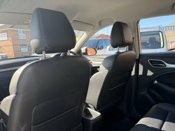 MG ZS 1.5 Vti-tech Exclusive Euro 6 Ss White #18