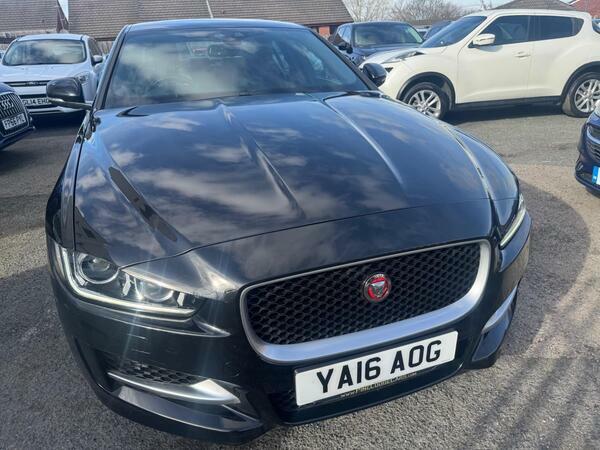 Jaguar XE 2.0D R-sport Euro 6 Ss Black #6