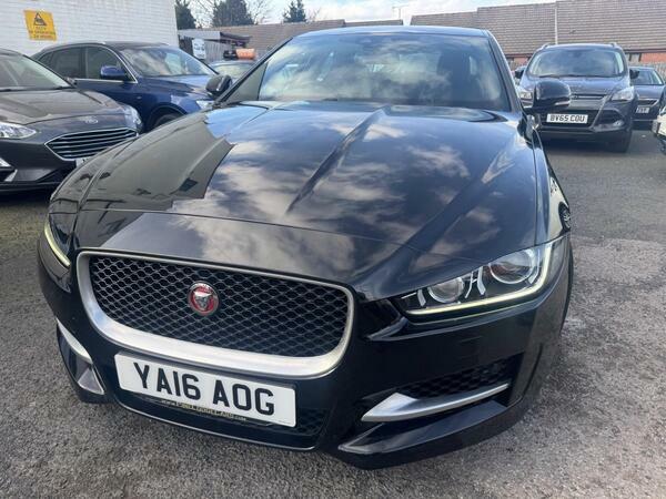 Jaguar XE 2.0D R-sport Euro 6 Ss Black #5