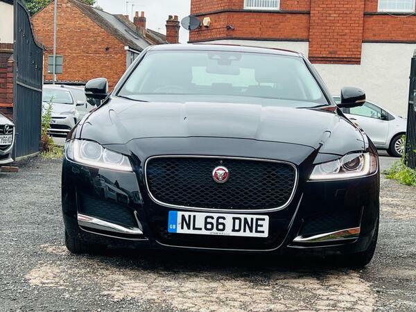 Jaguar XF 2.0D Prestige Euro 6 Ss NL66DNE Black #2