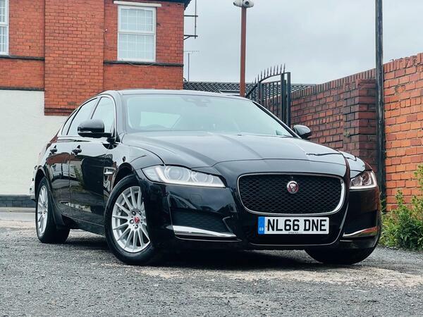 Jaguar XF 2.0D Prestige Euro 6 Ss NL66DNE Black #4