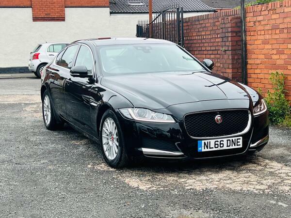 Jaguar XF 2.0D Prestige Euro 6 Ss NL66DNE Black #5