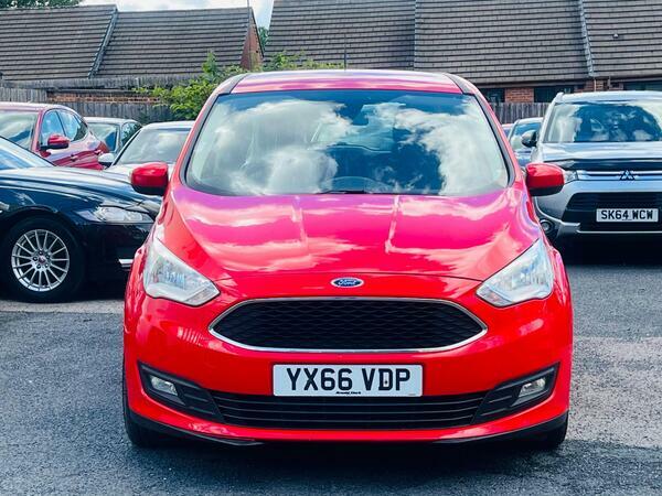 Ford Grand C-Max 1.5 Tdci Zetec Euro 6 Ss Red