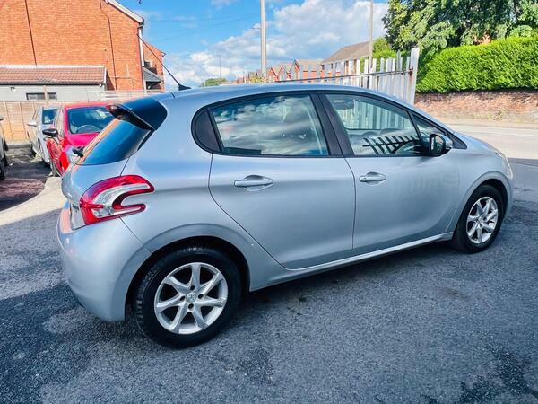 Peugeot 208 2015 65 Puretech Grey #9