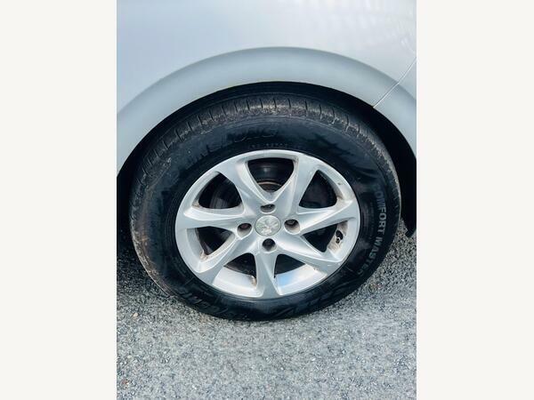 Peugeot 208 2015 65 Puretech Grey #23
