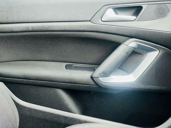 Peugeot 308 308 Active E-thp White #29