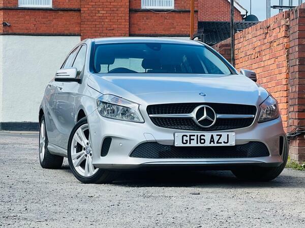 Mercedes-Benz A Class 1.5 A180d Sport Executive Euro 6 Ss Silver