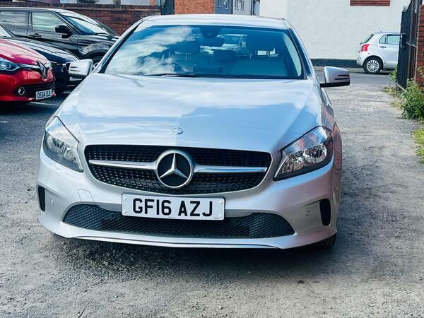 Mercedes-Benz A Class 1.5 A180d Sport Executive Euro 6 Ss Silver #2