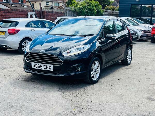 Ford Fiesta 1.6 Zetec Powershift Euro 6 Black #4
