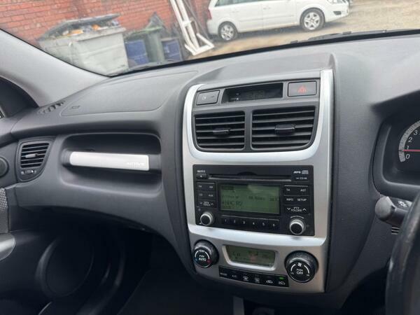 Kia Sportage 2.0 Crdi Titan Silver #12
