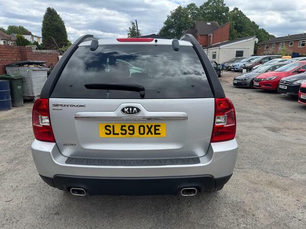 Kia Sportage 2.0 Crdi Titan Silver #9