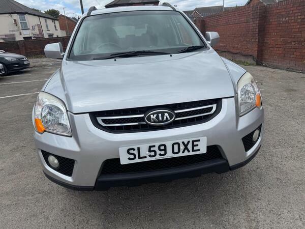 Kia Sportage 2.0 Crdi Titan Silver #2