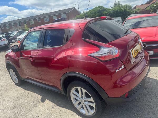Nissan Juke 1.6 N-connecta Xtron Euro 6 Red #5