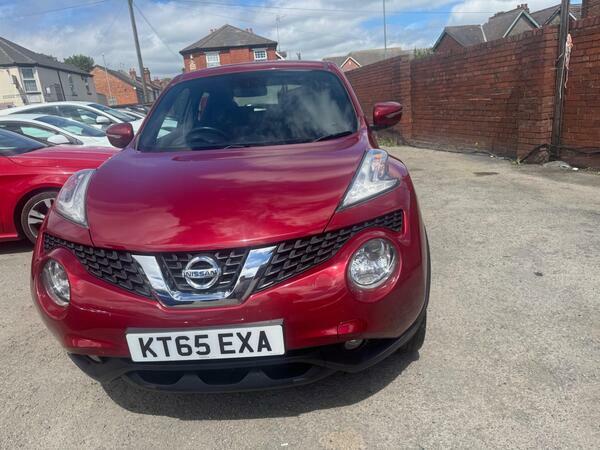 Nissan Juke 1.6 N-connecta Xtron Euro 6 Red #2