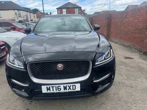 Jaguar F-Pace 2.0 D180 R-sport Awd Euro 6 Ss Black #3