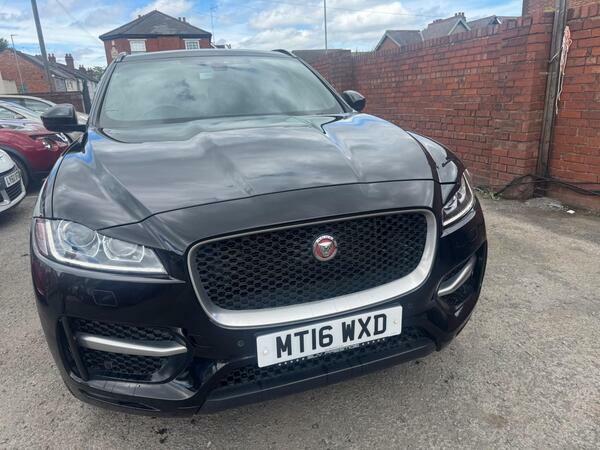 Jaguar F-Pace 2.0 D180 R-sport Awd Euro 6 Ss Black #4
