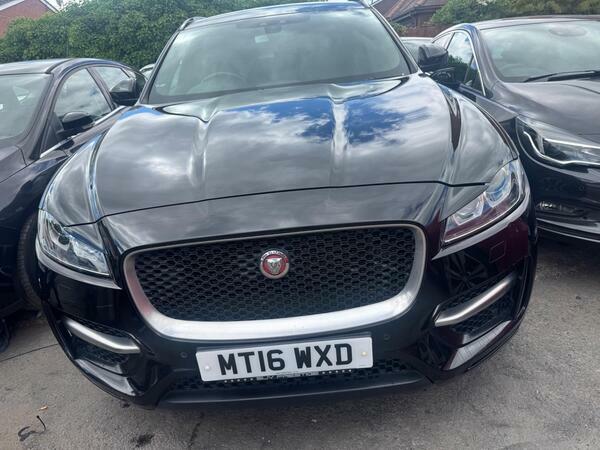 Jaguar F-Pace 2.0 D180 R-sport Awd Euro 6 Ss Black