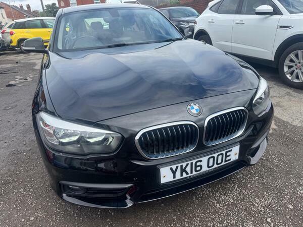 BMW 1 Series 1.5 118I Se Euro 6 Ss Black #3