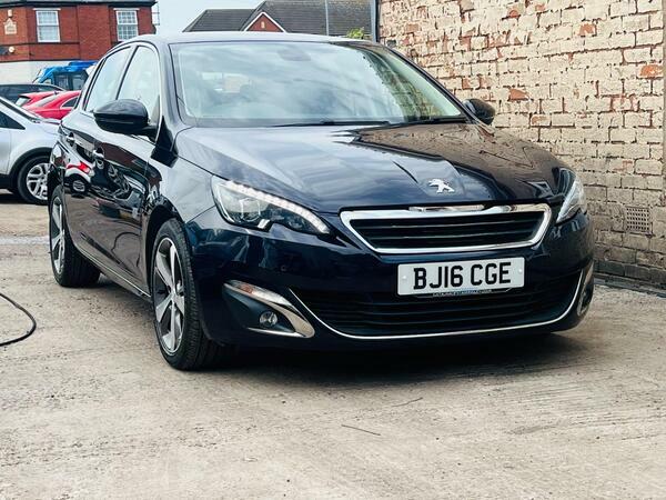 Peugeot 308 1.2 Puretech Allure Eat Euro 6 Ss Blue