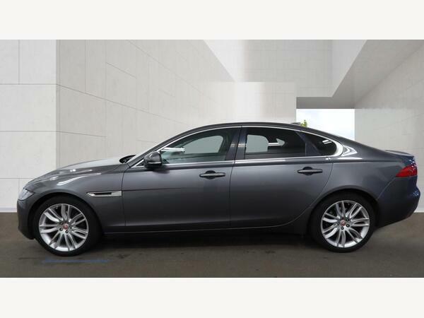Jaguar XF 2.0D Portfolio Euro 6 Ss Grey #4