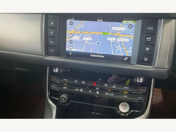 Jaguar XF D V6 S Gold #10