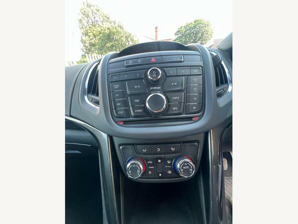 Vauxhall Zafira Tourer Exclusiv Cdti Brown #23