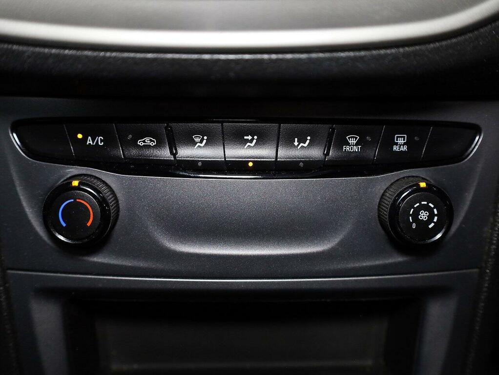 Vauxhall Astra Cdti Ecotec Blueinjection Design Hatchback DU69ODS Silver #4