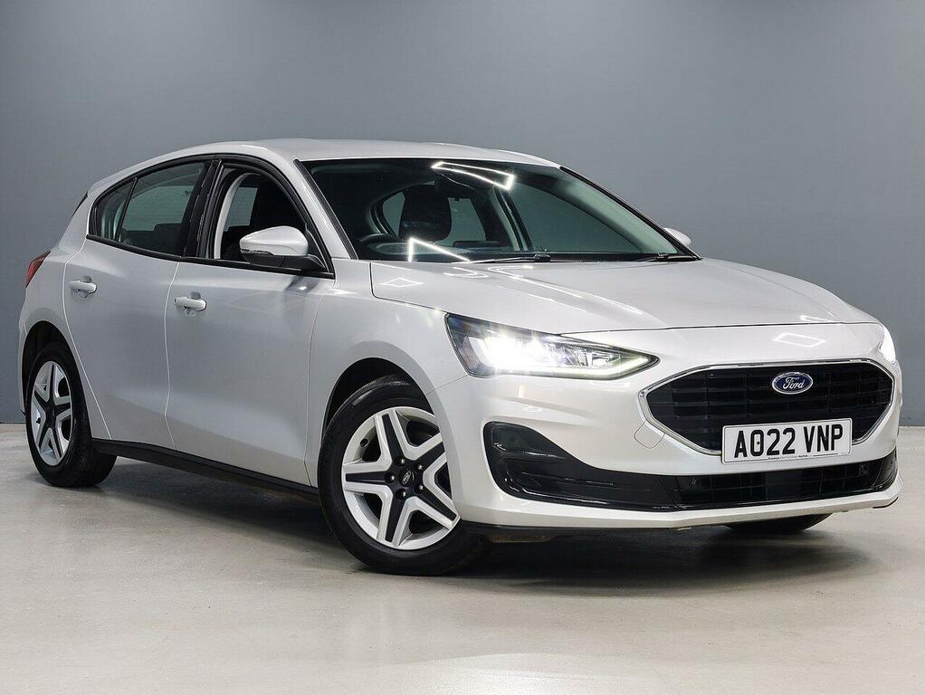 Ford Focus Ecoboost Trend Hatchback A022VNP Silver #2